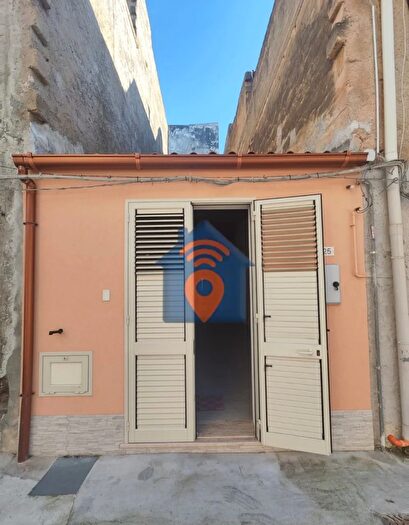 Casa in vendita in Via F Lombardo Castelvetrano, Castelvetrano