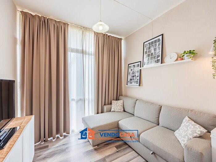 Appartamento bilocale in vendita in Via Diano San Pietro, Centro, Diano Castello