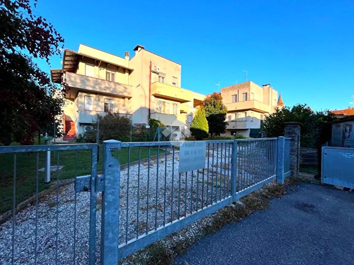 Casa quadrilocale in vendita in Via Giorgio Morandi, Malalbergo