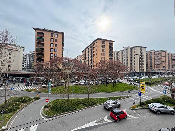 Appartamento bilocale in affitto in Piazza Ernesto De Angeli, De Angeli, Milano