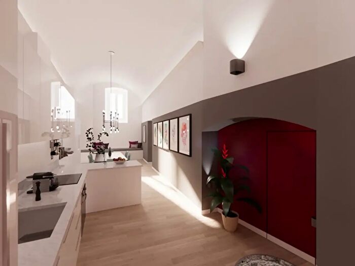 Appartamento trilocale in vendita in Via Brunati, Salo