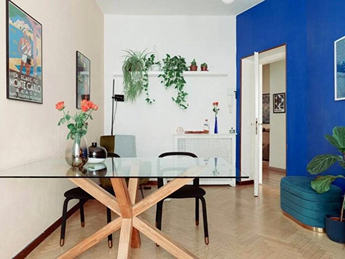 Appartamento quadrilocale in affitto in Via Marsala, Moscova, Milano