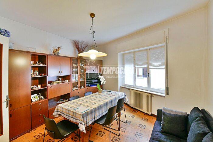 Appartamento trilocale in vendita in Via alla Chiesa, Cantu