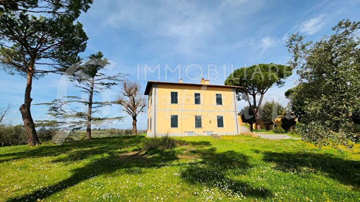 Appartamento quadrilocale in affitto in Via Grevigiana, San Casciano In Val Di Pesa