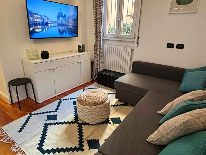 Appartamento monolocale in affitto in Via Giordano Bruno, Paolo Sarpi, Milano