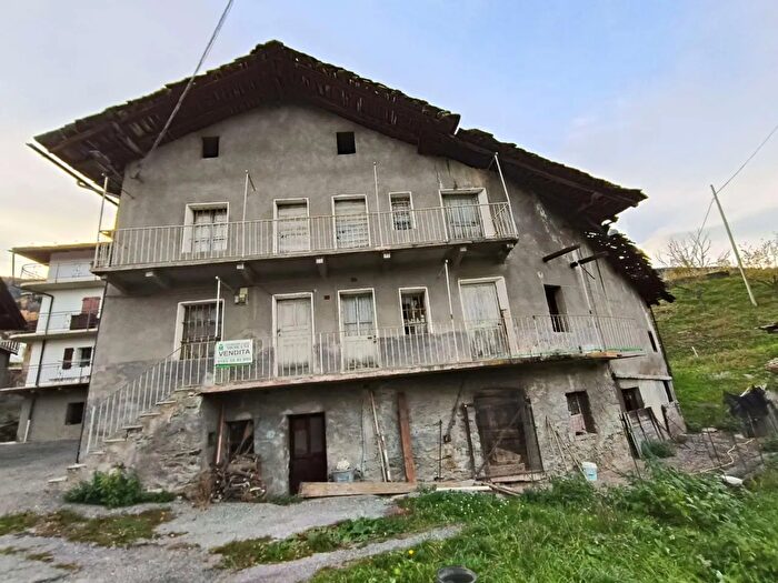 Casa bilocale in vendita in Les Fiou, Gignod