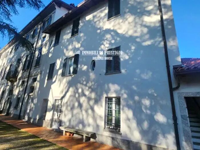 Appartamento trilocale in vendita in Via Fontana, Calco