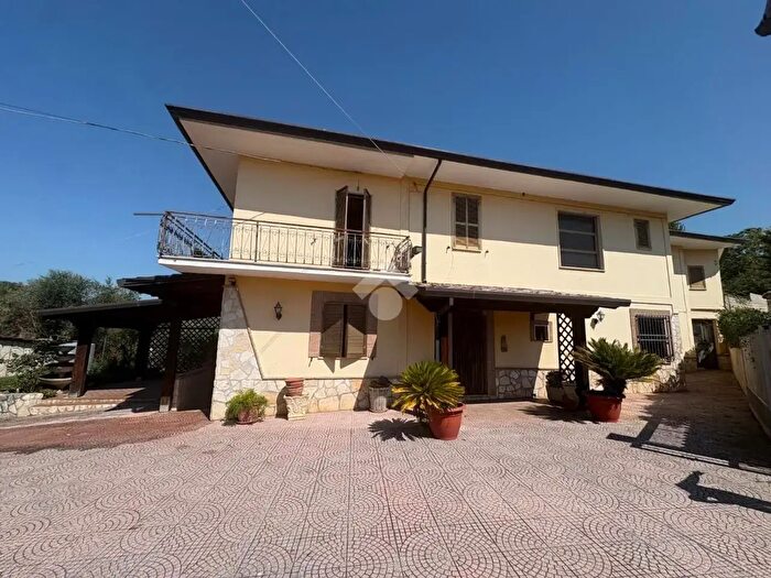 Casa con 9 locali in vendita in Via Ara dei Santi, Monte San Giovanni Campano