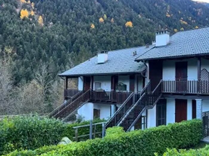 Appartamento trilocale in vendita in Località Valleggio, Vanzone Con San Carlo