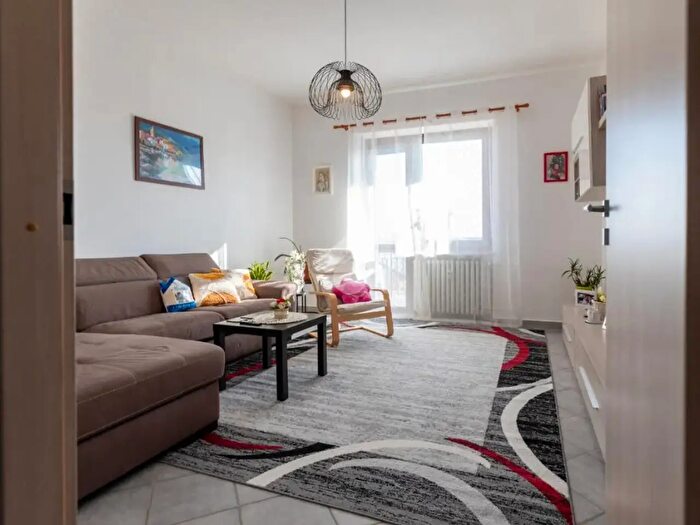 Appartamento trilocale in vendita in Via Volta, Luserna San Giovanni