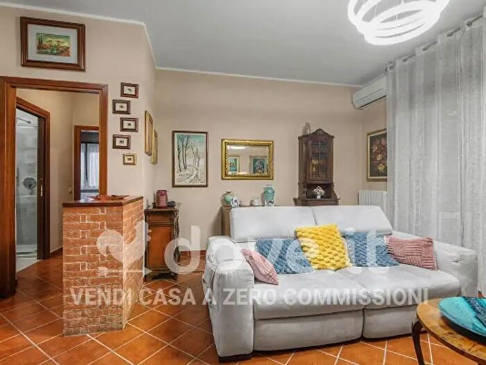 Appartamento trilocale in vendita in Via IV Novembre b, Vidigulfo