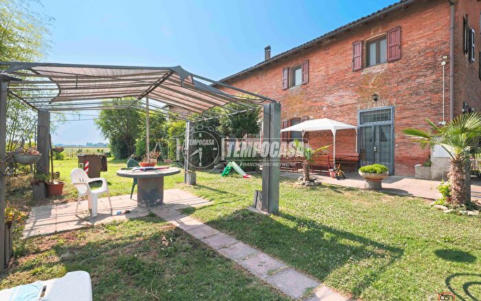 Casa con 7 locali in vendita in Via Fiorini, Anzola DellEmilia