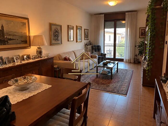 Appartamento in vendita in Via Venezia, Desenzano Del Garda