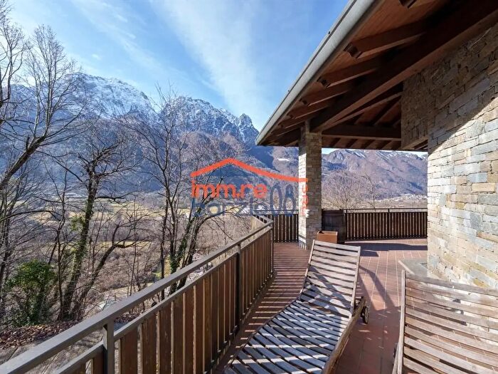 Casa in vendita in Primaluna