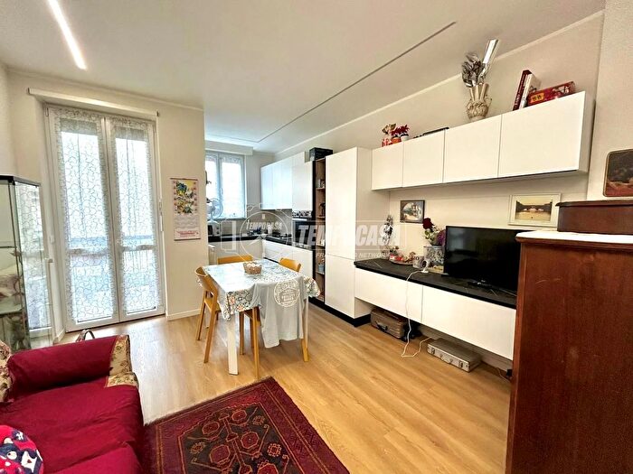 Appartamento bilocale in vendita in Via Terni, Torino