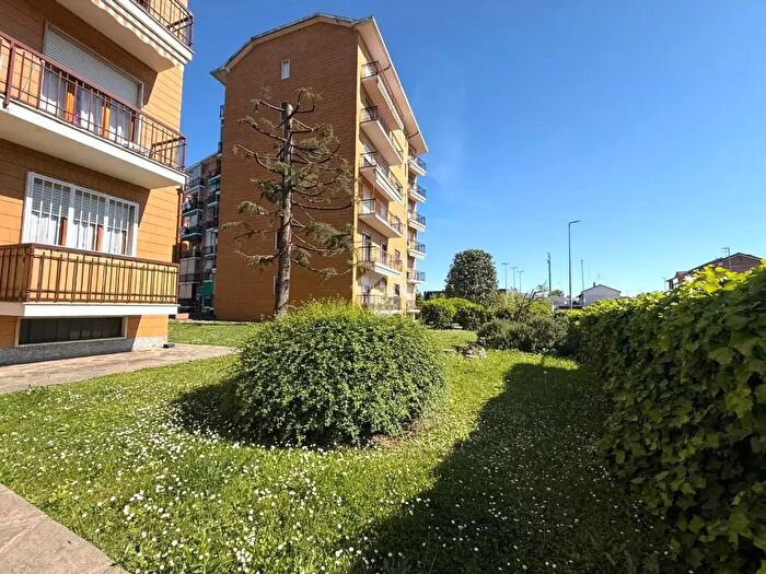 Appartamento trilocale in vendita in Strada Villastellone, Moncalieri