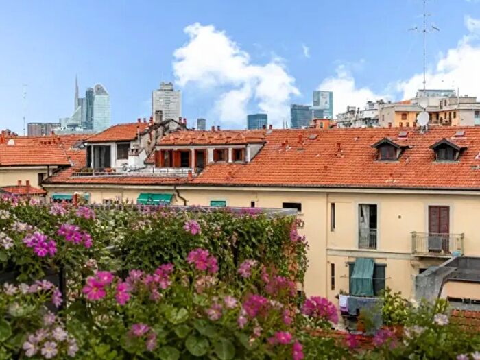 Appartamento quadrilocale in vendita in Via Carlo Pisacane, Milano