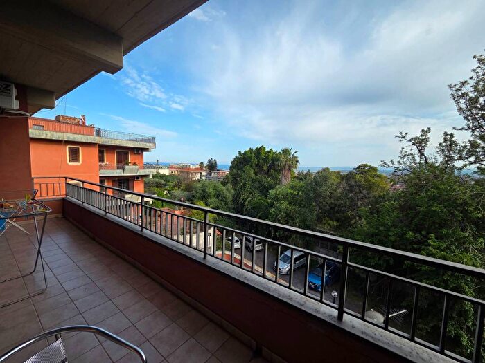 Appartamento quadrilocale in affitto in Via Galermo, Cittadella Policlinico, Catania
