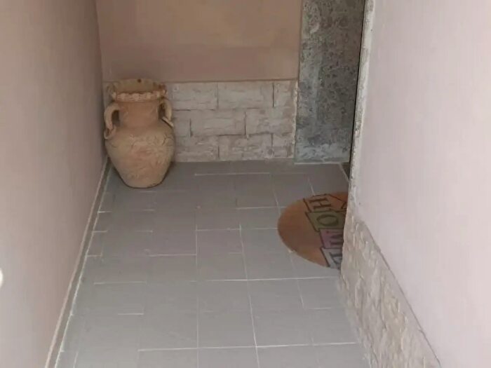 Appartamento trilocale in affitto in Via del Fosso dell'Acqua Mariana, Roma