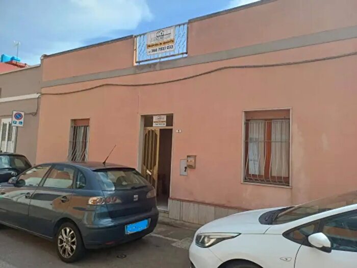 Casa con 6 locali in vendita in Via Santa Bernadette, Cagliari