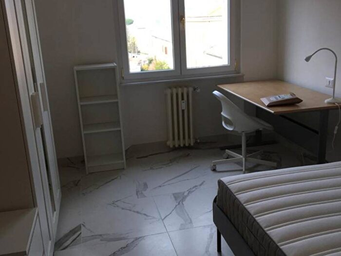 Appartamento con 5 locali in affitto in Viale Don Giovanni Minzoni, Ovile San Francesco, Siena