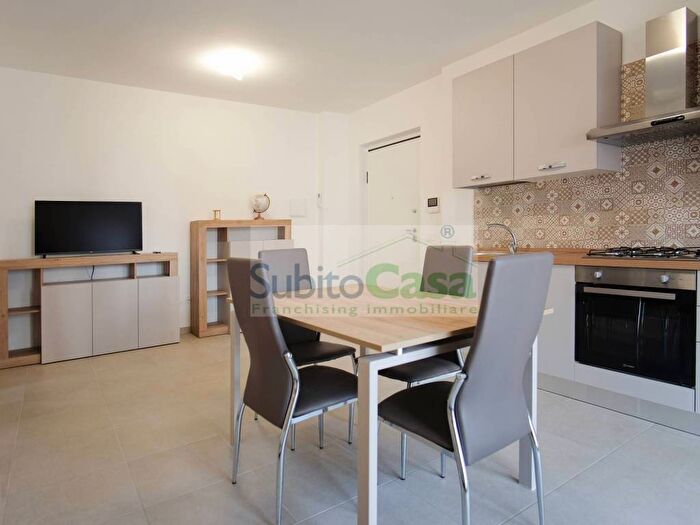 Appartamento trilocale in affitto in Via Meneghini, Chieti Scalo, Chieti