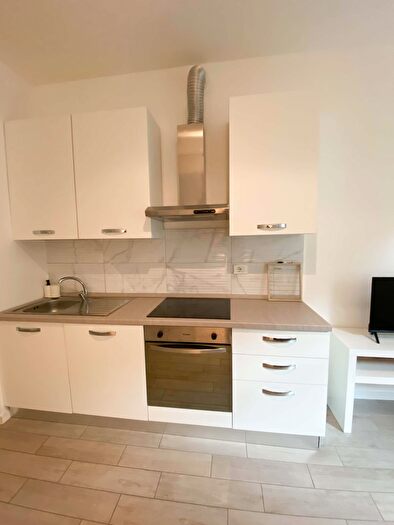 Appartamento monolocale in affitto in Via Cenisio, Milano