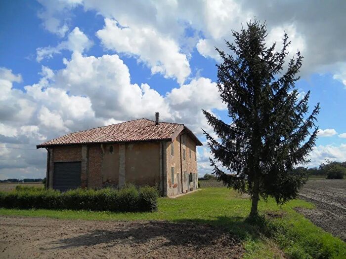 Casa bilocale in vendita in Via Coronella, Pieve Di Cento