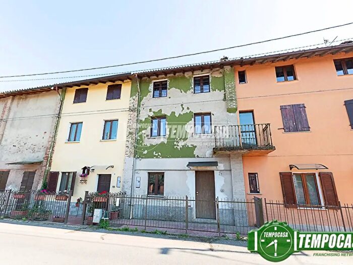 Casa trilocale in vendita in Via Capralba, Capralba