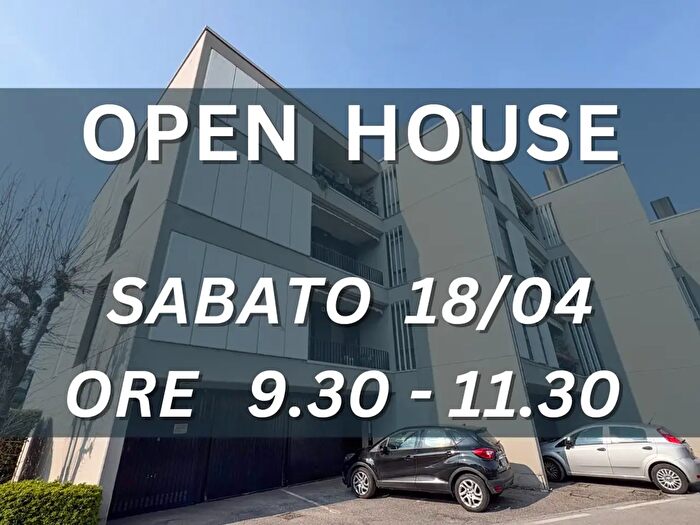 Appartamento trilocale in vendita in Via Edison, Biassono