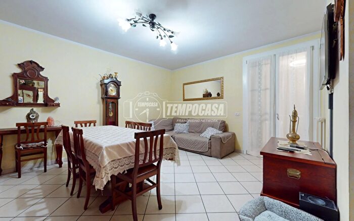 Appartamento trilocale in vendita in Reggio Emilia