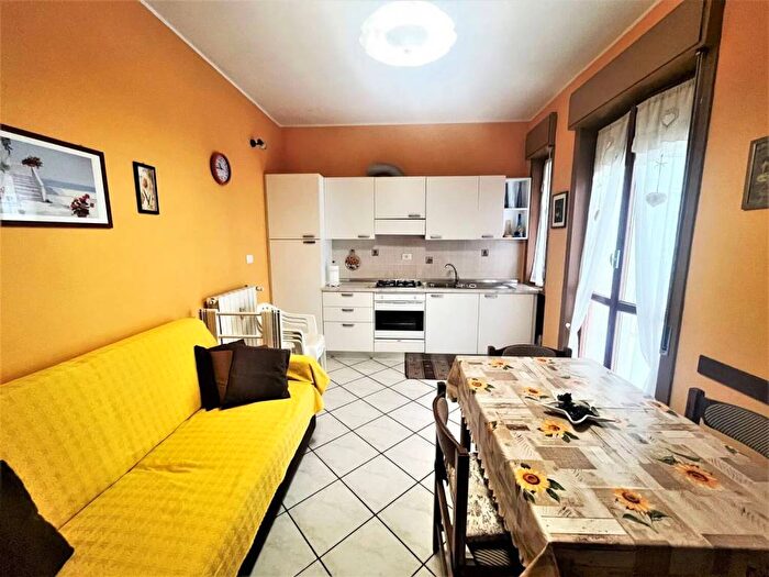 Appartamento bilocale in affitto in Largo Doria SNC, Borghetto Santo Spirito