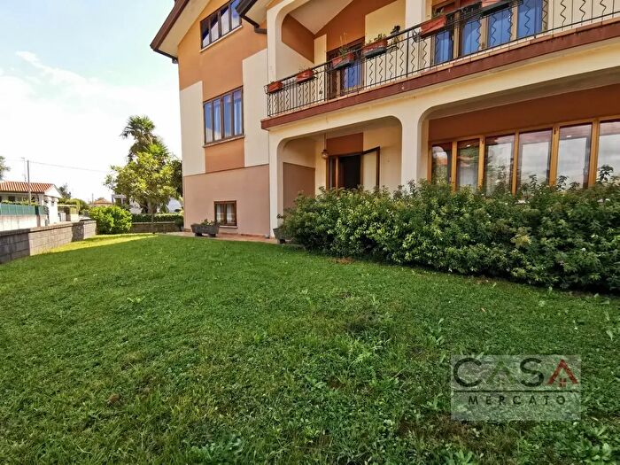 Casa quadrilocale in vendita in Via Meduna, Cordenons