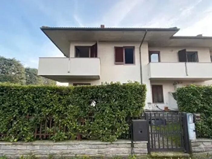 Appartamento quadrilocale in vendita in Via Donatori di Sangue, Palazzolo SullOglio