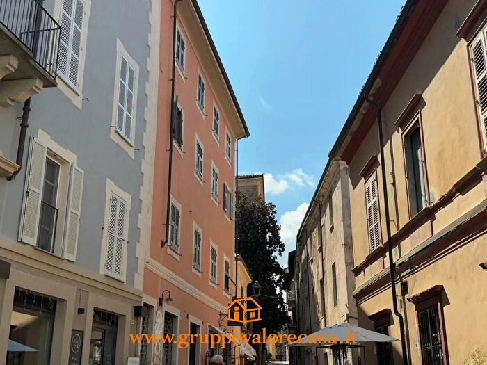 Appartamento con 5 locali in vendita in Acqui Terme
