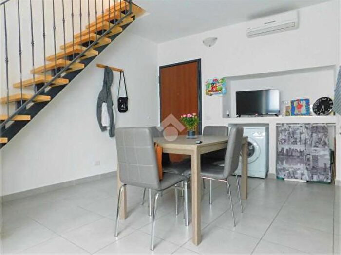 Casa trilocale in vendita in Via Pianette, Golasecca