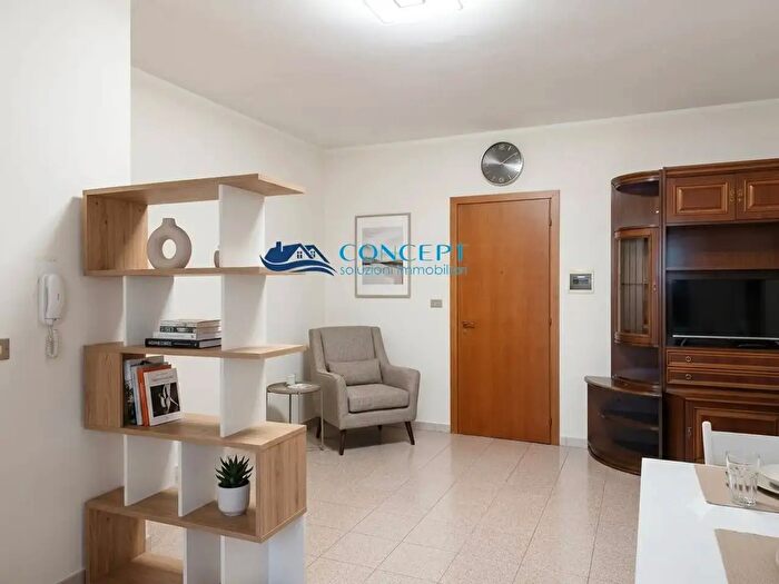 Appartamento trilocale in vendita in Via dei Giesi Snc, Martinsicuro