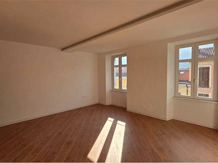 Appartamento trilocale in affitto in Via milano SNC, Borghi, Como