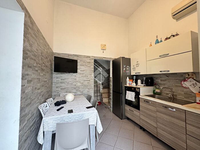 Casa trilocale in vendita in Via Principe Umberto, Bari