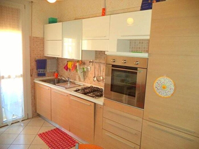 Appartamento trilocale in affitto in Sacca Stazione, Modena