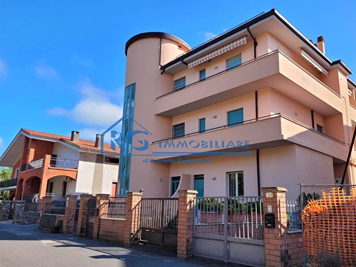 Appartamento bilocale in vendita in Via Romolo Vaselli, Castiglione In Teverina