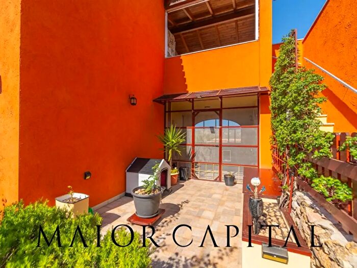 Appartamento trilocale in vendita in Via LI Teggi, San Teodoro