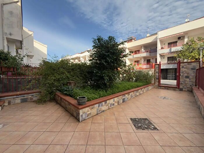 Casa con 6 locali in vendita in Via San Leonardo, Salerno