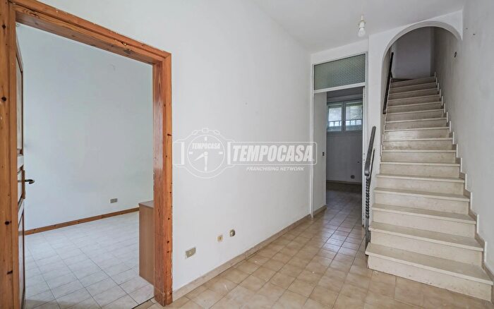 Casa quadrilocale in vendita in Via Strada Casale, Brisighella