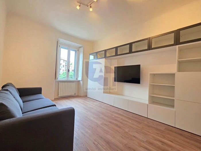 Appartamento trilocale in affitto in Via Giuseppe Ripamonti, Porta Romana Medaglie d'Oro, Milano