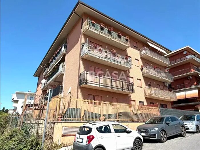 Appartamento trilocale in vendita in Via Ulderico Mattoccia, Velletri