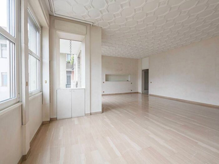 Appartamento quadrilocale in vendita in Via Giuseppe Vigoni, Quadronno Crocetta, Milano