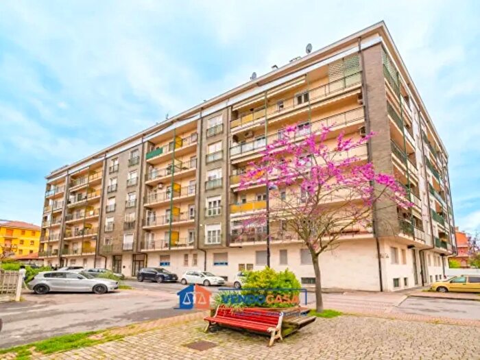 Appartamento trilocale in vendita in Via Crimea, Bra