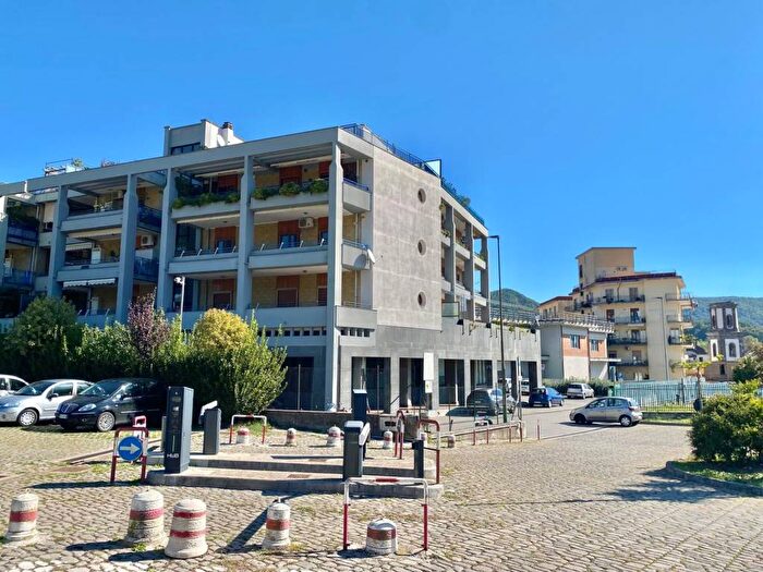 Casa trilocale in affitto in Via Corrado Schreiber, Centro, Cava de Tirreni