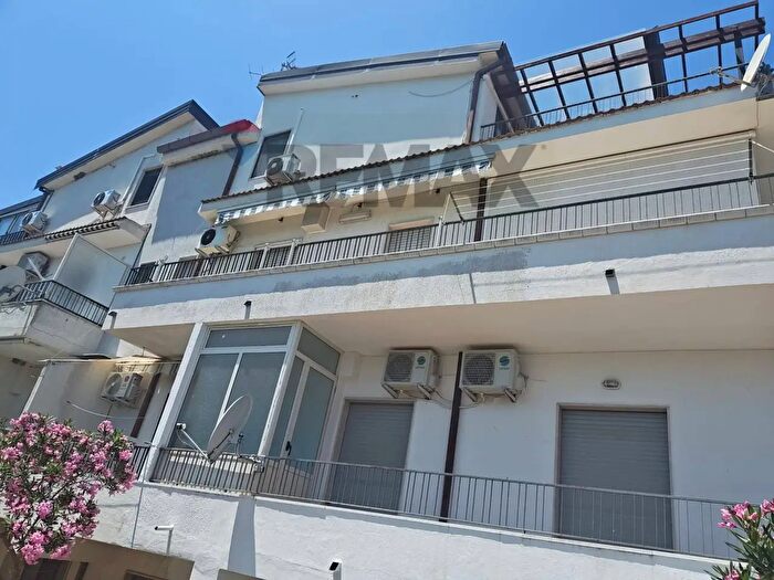 Appartamento quadrilocale in vendita in Amendolara
